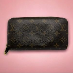 Louis Vuitton Monogram Zippy Wallet